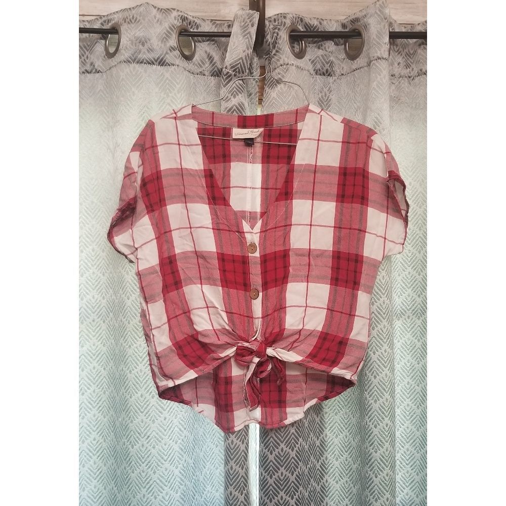 Universal Thread Crop Top.